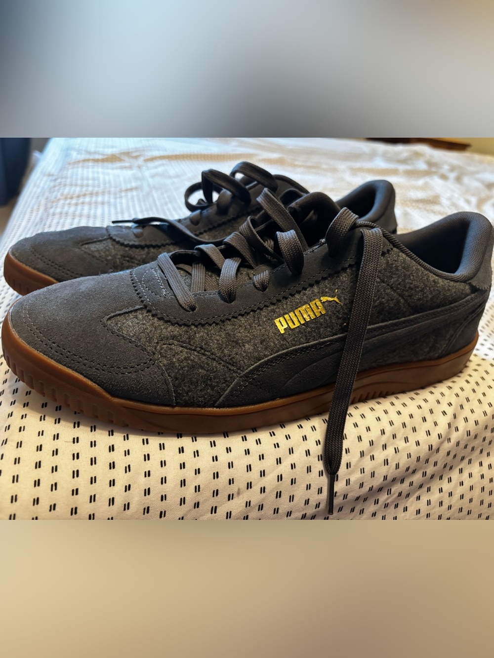 Puma Men's Dark Gray and Gum Low-Top Sneakers with Gold Logo